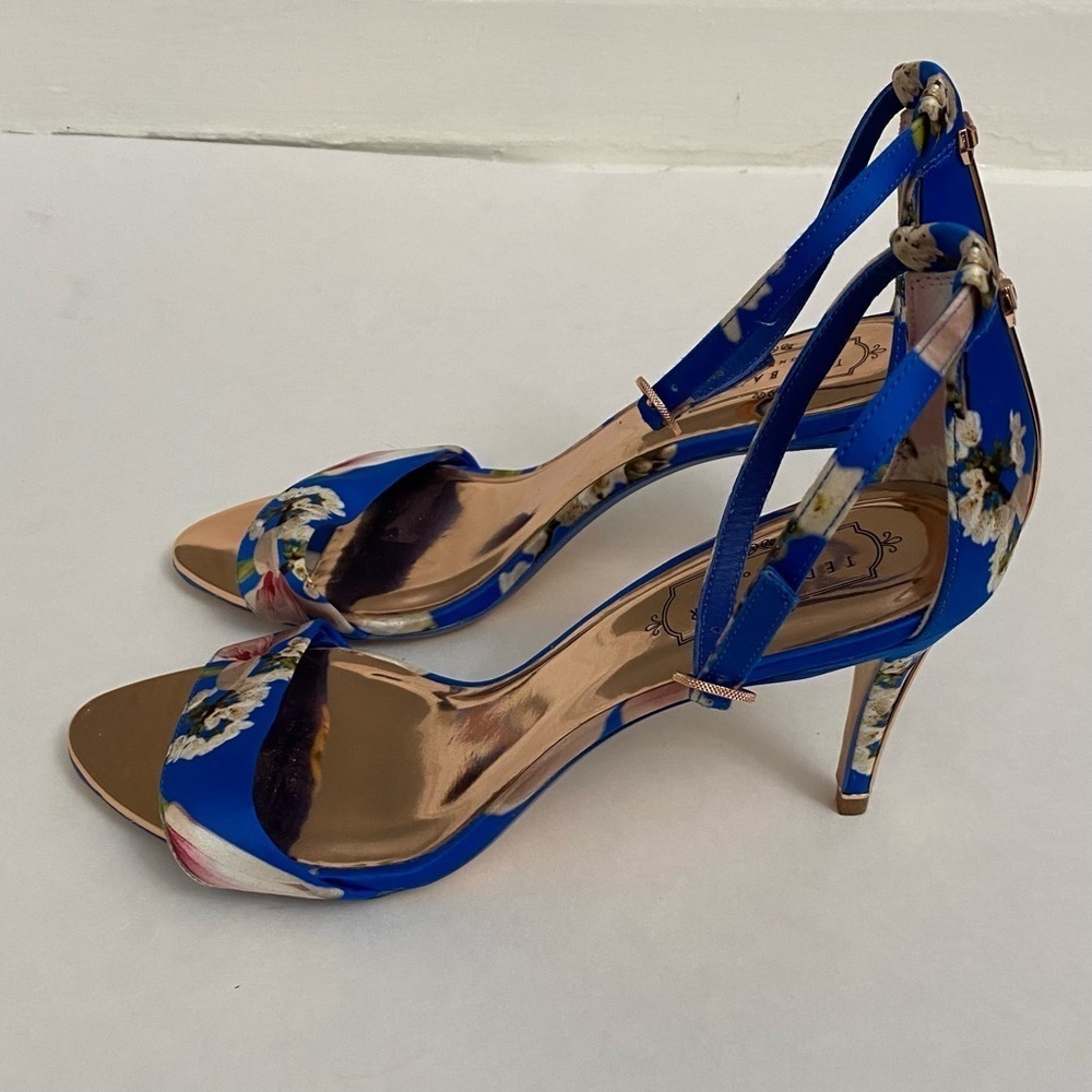 Ted Baker Mavbe Ankle Strap Sandal - Picture 7 of 16